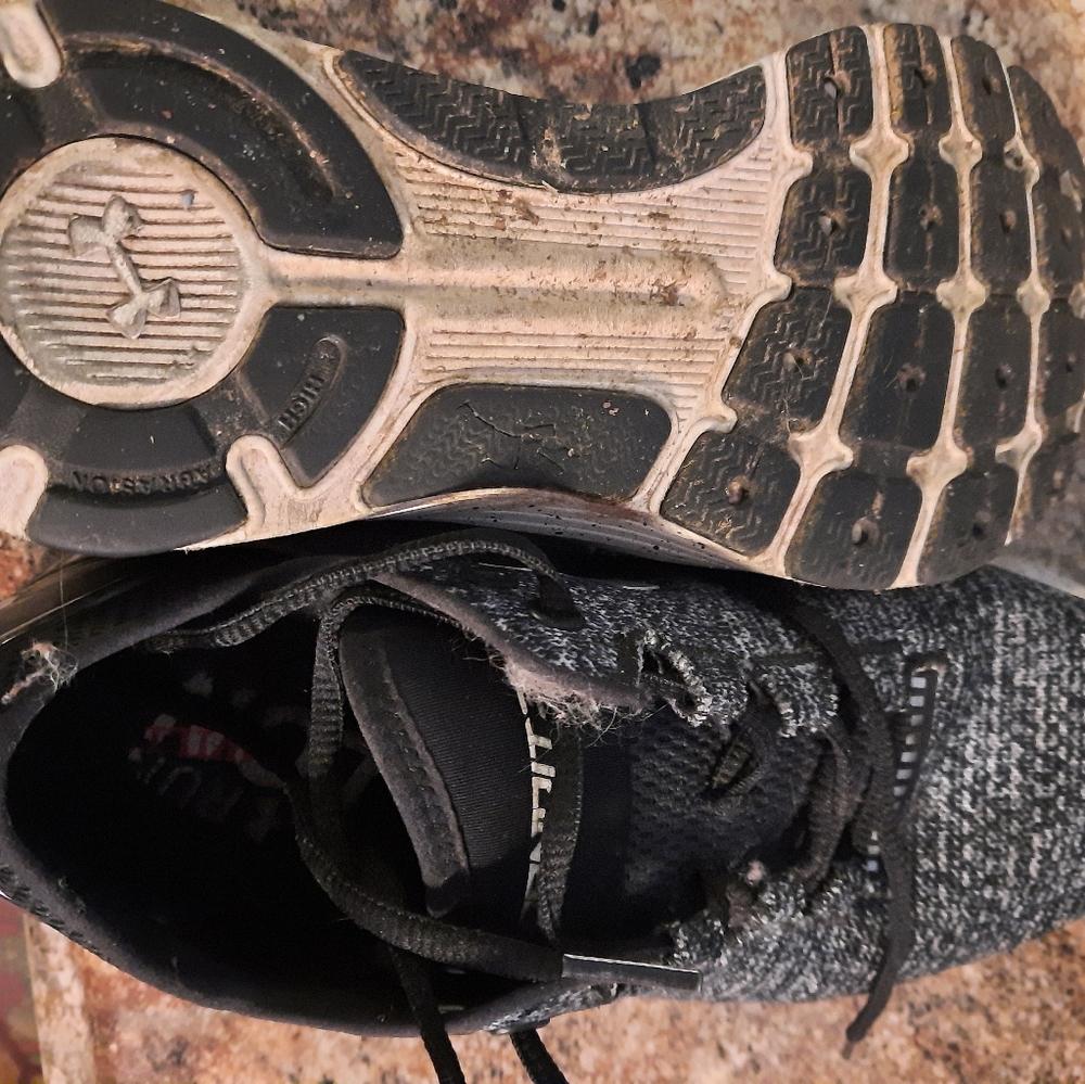 Women's Under Armor sneakers